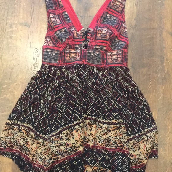 Free People Tops - SALE!!! NWOT! Stunning Free People Lowcut Top!